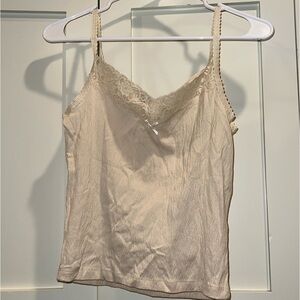 Brandy Melville crème tank with tags!